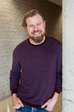 Dr. Glenn Dumont
